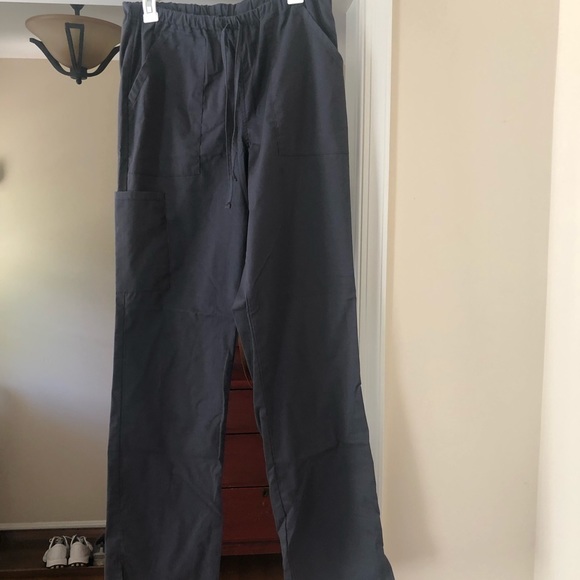 Gray Cherokee Scrub Set - Picture 3 of 9